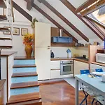 Lovely Loft *
