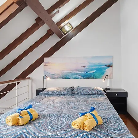 Lägenhet Lovely Loft Sanremo