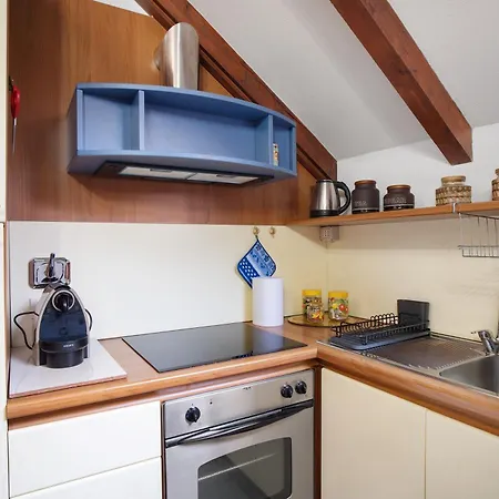 דירה Lovely Loft